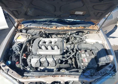 2000 Honda Accord 3.0 Ex z USA, uszkodzony, nr VIN 1HGCG165XYA077211